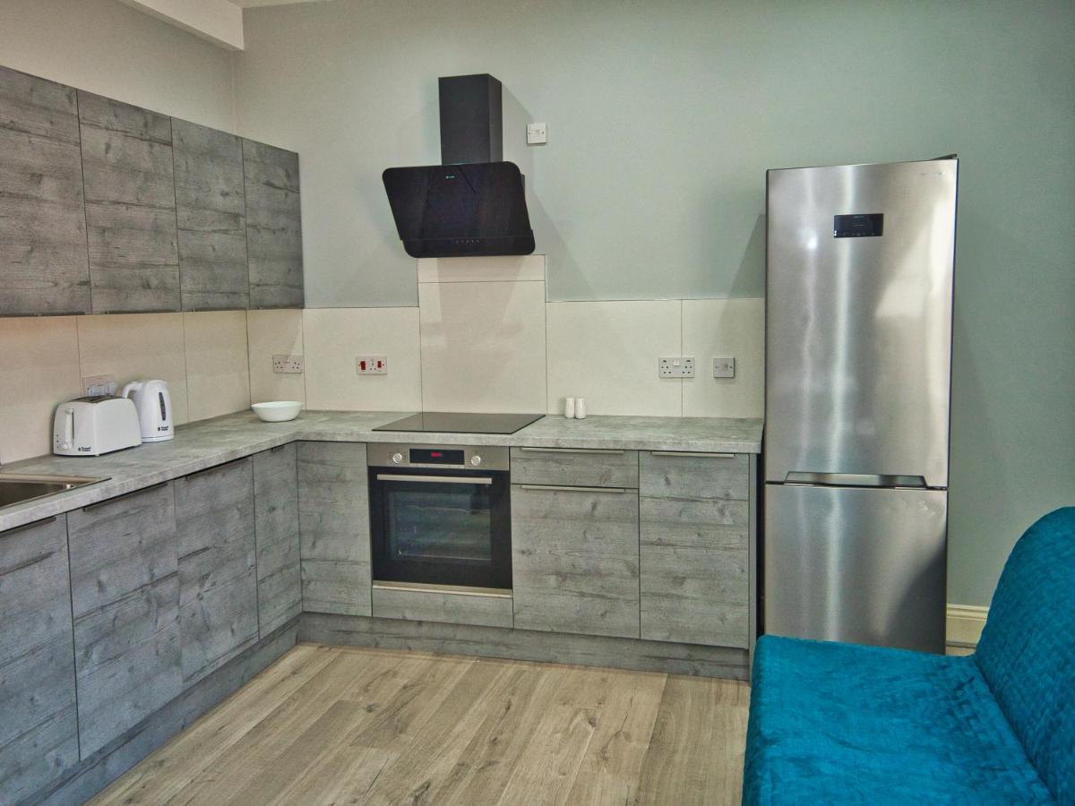 Stunning Property Fully Refurbished Бирмингам Екстериор снимка